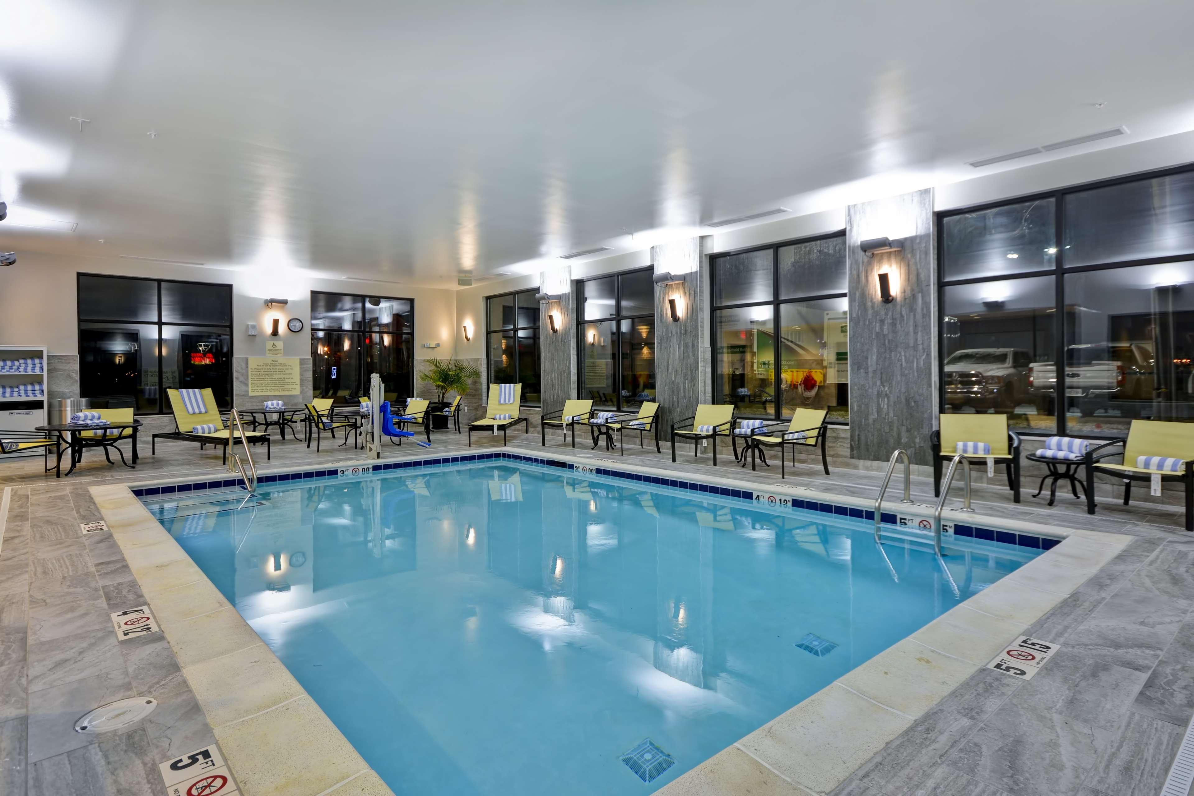Hampton Inn & Suites Detroit/Warren Esterno foto