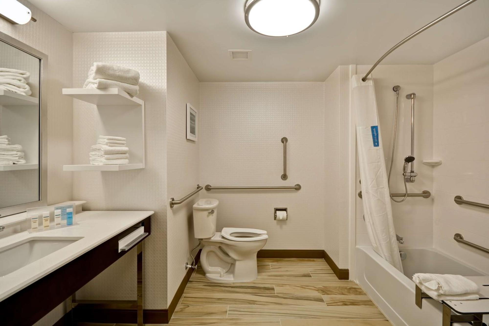 Hampton Inn & Suites Detroit/Warren Esterno foto