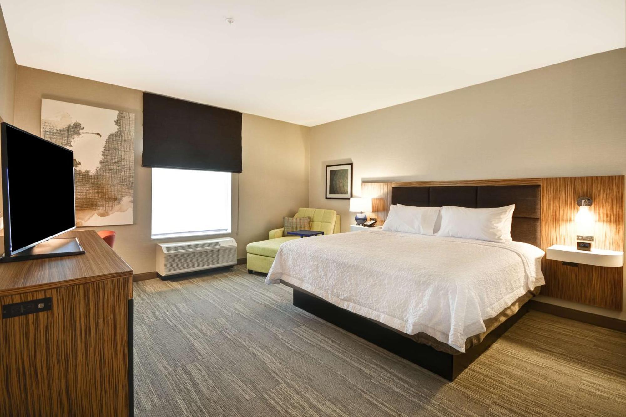 Hampton Inn & Suites Detroit/Warren Esterno foto