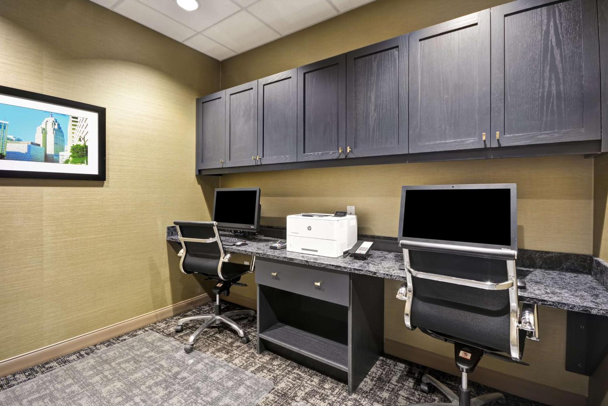 Hampton Inn & Suites Detroit/Warren Esterno foto