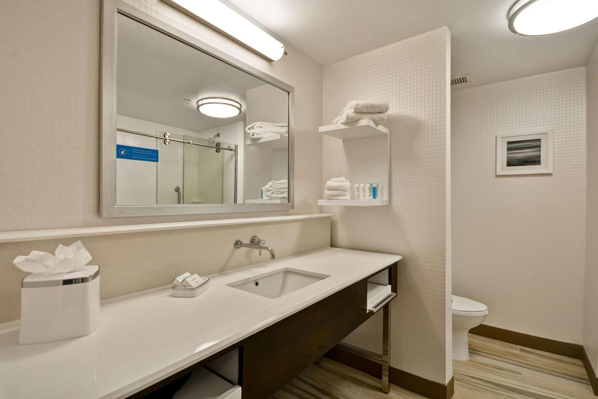Hampton Inn & Suites Detroit/Warren Esterno foto