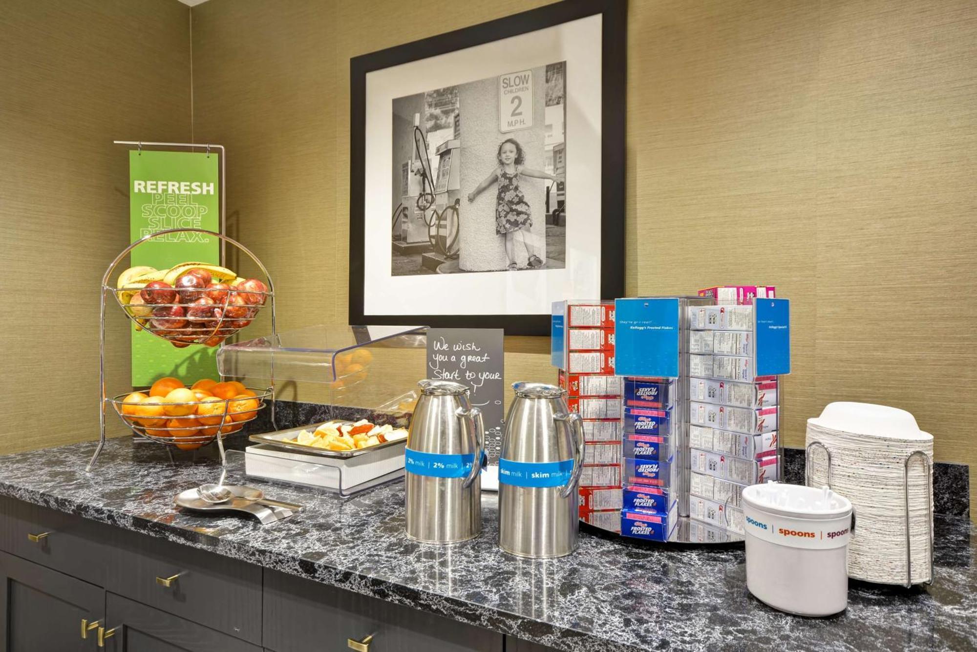 Hampton Inn & Suites Detroit/Warren Esterno foto