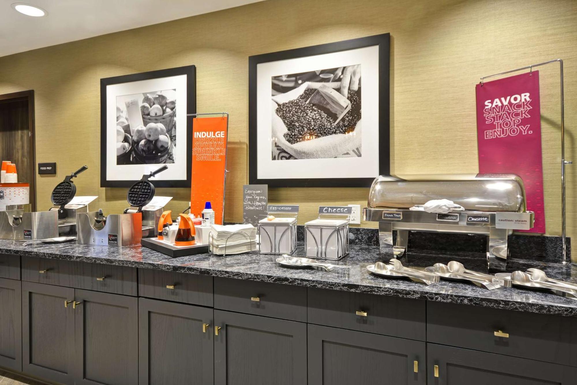 Hampton Inn & Suites Detroit/Warren Esterno foto