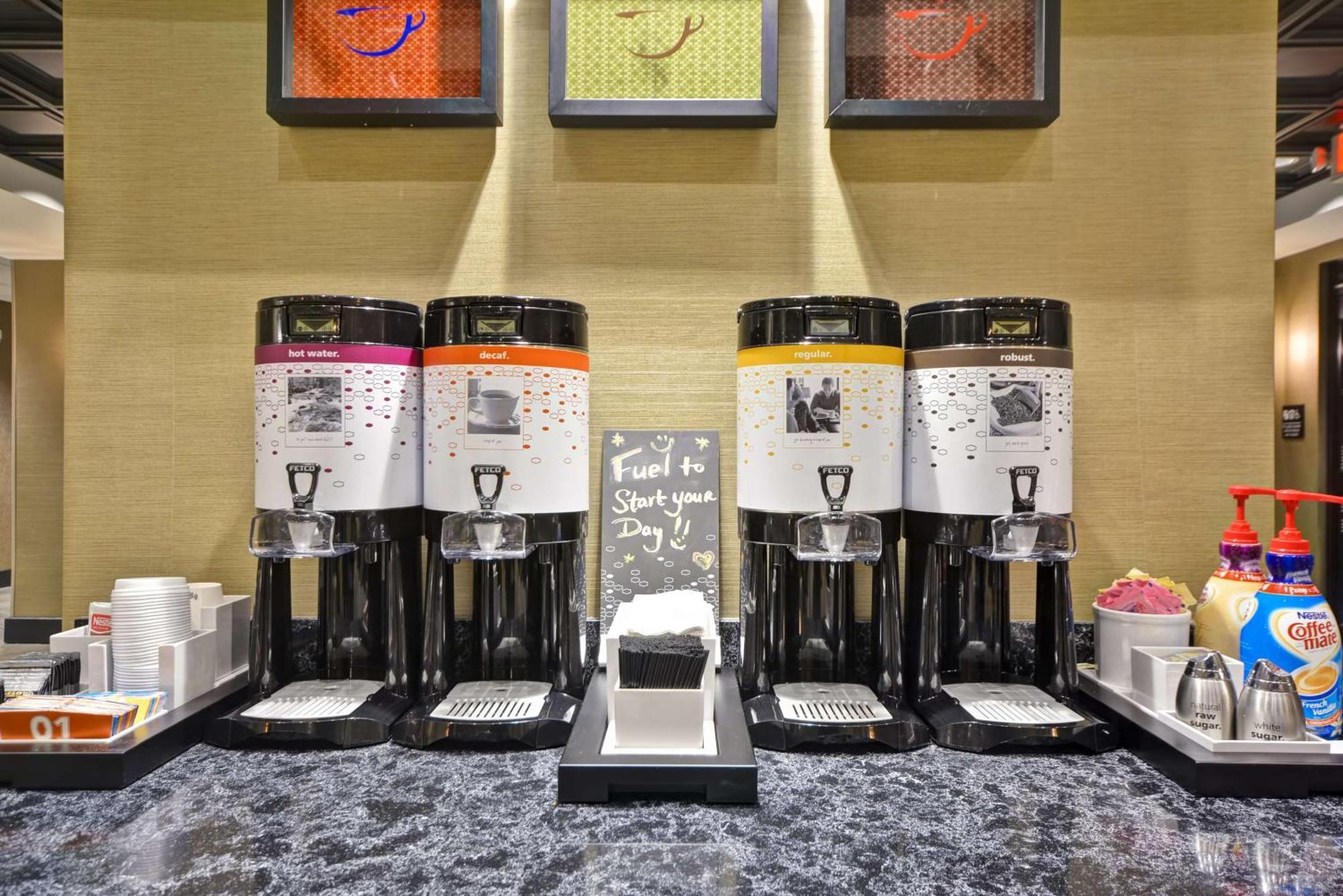 Hampton Inn & Suites Detroit/Warren Esterno foto